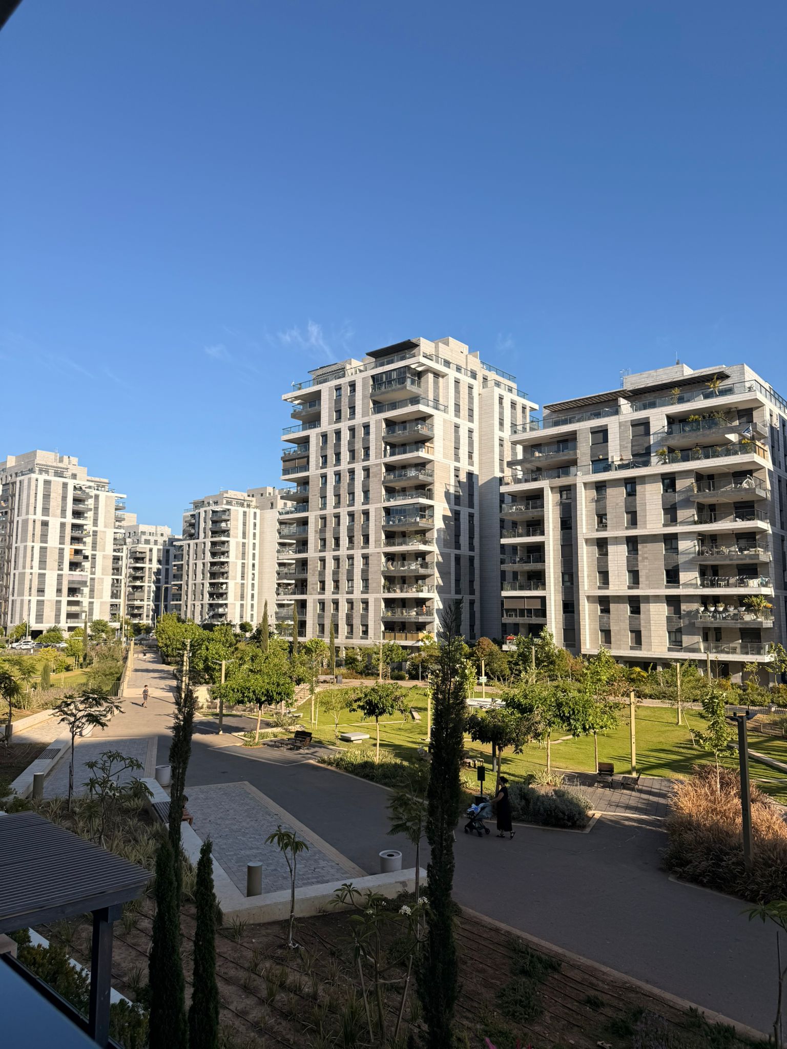 דירת 4 חדרים משופצת למכירה בשכונת בית בפארק, אור יהודה